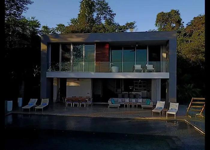Costa Rica Luxury Ocean View Villa *